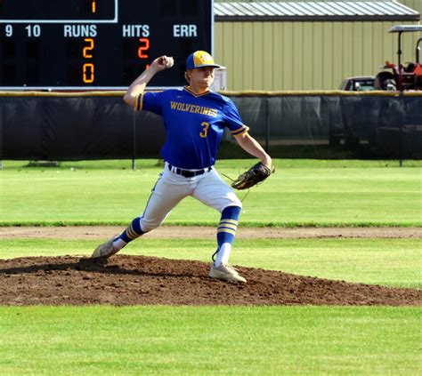 Baseball Wolverines Pull Off Gritty Upset Against Esko Ruining