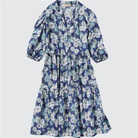 Uniqlo Printed V Neck 3 4 Sleeve Flare Dress Stylehint