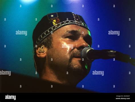 Paul Carrack Hi Res Stock Photography And Images Alamy