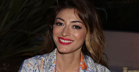 Rachel Legrain Trapani Incendiaire Lingerie Et Dentelle Rouge Sur Instagram Purepeople