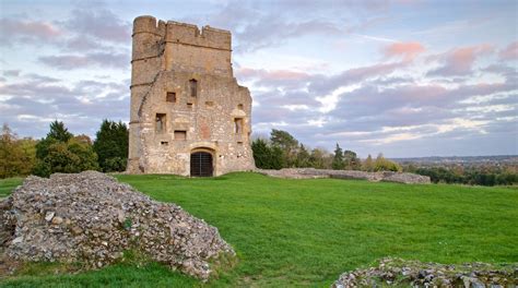 Donnington Castle Tours - Book Now | Expedia