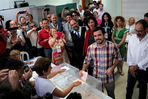 Iglesias Sale A Ganar Pero Tiende La Mano Al Psoe