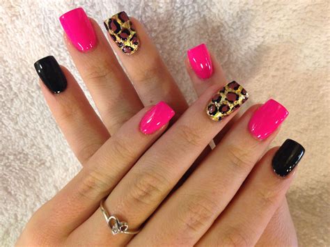 Cheetah Print Nails