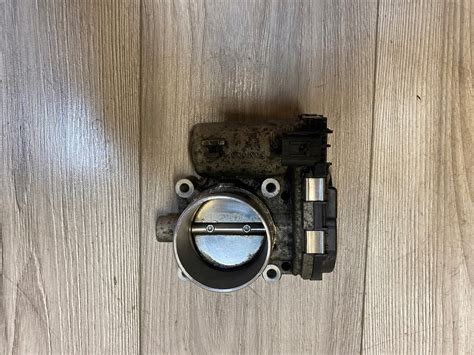 FORD FOCUS MK3 PRZEPUSTNICA 2 0 BENZYNA 0280750585 13070837662