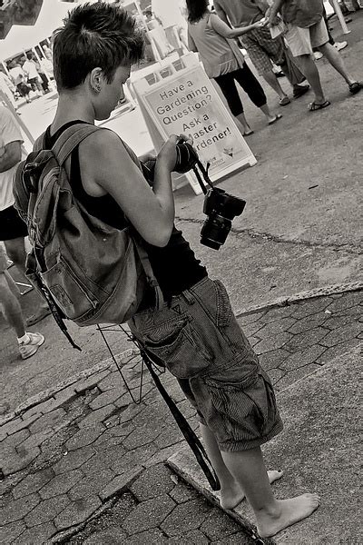 The Barefoot Photographer by arichimage