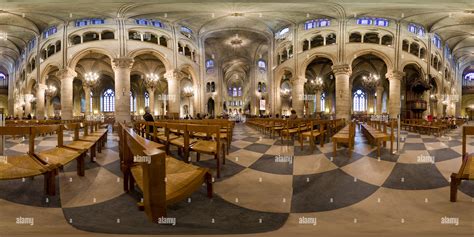 360 View Of Notre Dame Cathedral Paris France Alamy