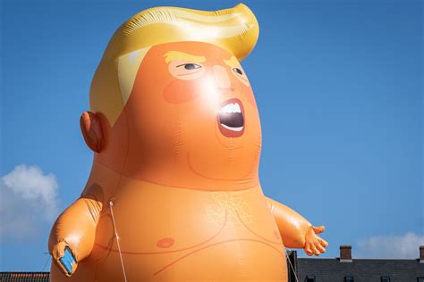 'Baby Trump' Balloon Slashed At Alabama Appearance - Bloomberg