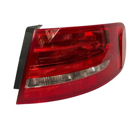 AUDI A4 B8 08 16 KOMBI NOWA LAMPA TYLNA PRAWA 11 11365 01 2 za 159 zł z