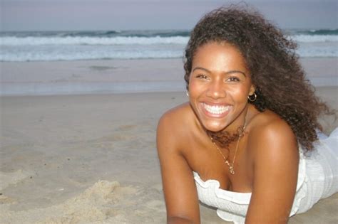 Hot Sexy Cierra Johnson Bikini Pics