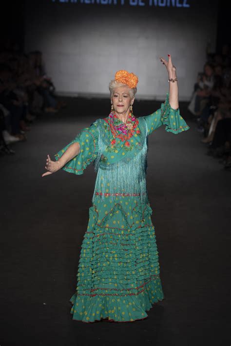 El desfile de la Fundación Sandra Ibarra frente al Cáncer en el We Love