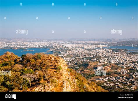 fateh sagar lake  pichola lake   town  monsoon palace