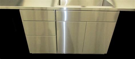 Custom Stainless Steel Cabinets & Doors - SpecialtyStainless.com