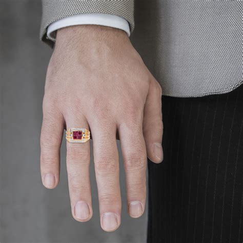 Gold ruby and diamond men ring - Monte Cristo