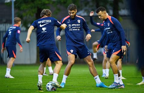 Slobodna Dalmacija Vatreni Odradili Trening U Maksimiru Pogledajte