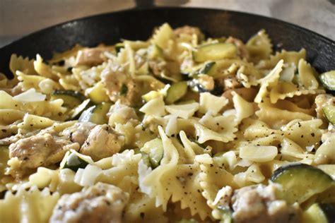 Zucchini Chicken Alfredo Pasta Recipe Feed The Soul Blog