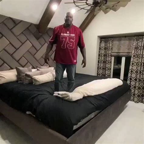 Shaqs bed (Shaq for reference) : r/AbsoluteUnits