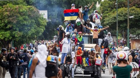 La Oposición Venezolana Vuelve A La Calle Para Marchar Hasta El Poder Electoral Minuto30