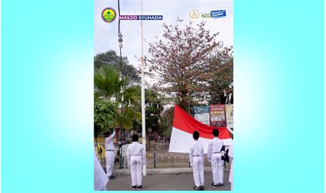 Pleton Inti Smp It Masjid Syuhada Menjadi Pasukan Pengibar Bendera