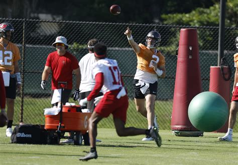 Florida Football Tampa Bay Bucs Qb Kyle Trasks Summer Workouts