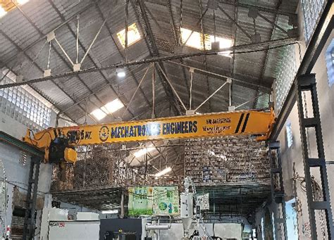 Semi Automatic Cast Iron Single Girder Eot Crane Feature Heavy