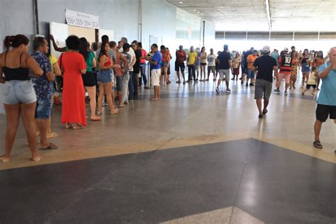 ELEIÇÕES 2022 Mesmo filas eleitores relatam pouca espera nos