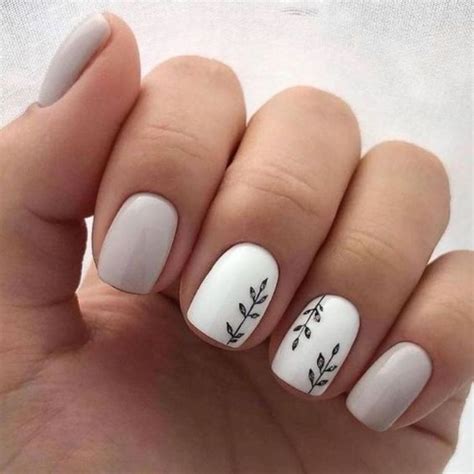 Descubrir 36 imagen uñas minimalistas blancas Viaterra mx