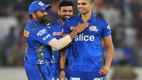 Ipl 2023 How Arjun Tendulkars Teammates In Mumbai Indians Celebrated