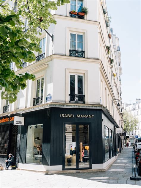 7x Best shopping streets in Paris: from budget to luxury! - This is Paris