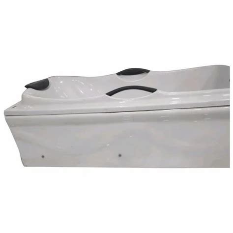 White Ceramic Cera Bath Tub For Bathroom X X Lxwxh Feet At Rs