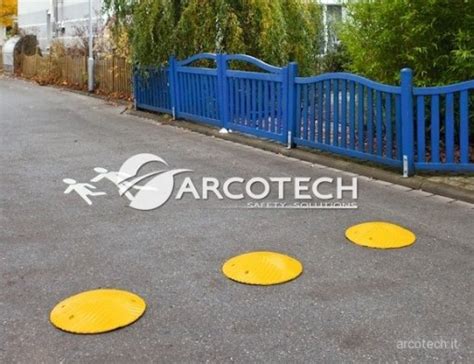 Dossi Stradali Circolari Arcotech Srl Safety Solutions