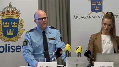 Tre åtalas För Grovt Vapenbrott