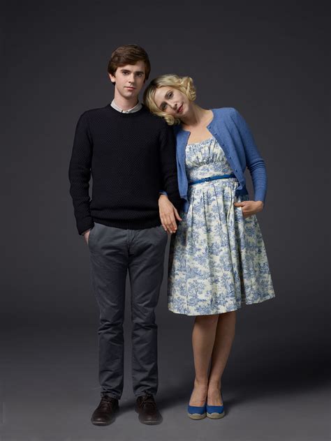 Bates Motel S 3 Promo Photo Bates Motel Norma Bates Norman Bates