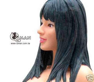 Adult Nude Kneeling Girl Resin Figure Extreme Detail