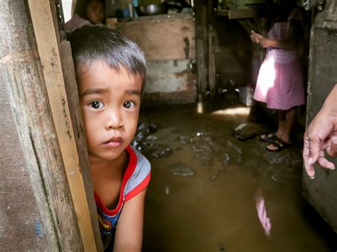 Filipinas Al Menos 24 Muertos Y 1 6 Millones De Personas Afectadas