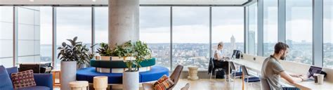 WeWork vs Industrious - Compare Office Space in the US | Rubberdesk