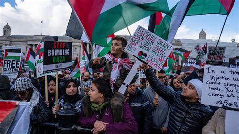 Sunak Clashes With Police Chief Over Planned Pro-Palestinian March