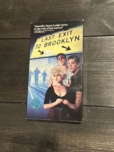 Last Exit To Brooklyn VHS 1990 Jennifer Jason Leigh Tested