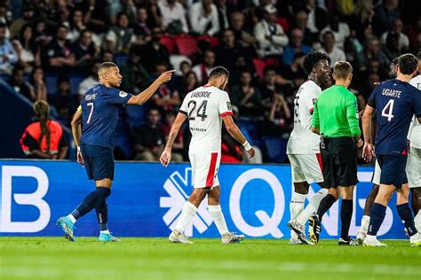 Foot PSG Le PSG humilié au Parc Mbappé pète un plomb Foot 01