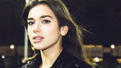 Дуа Липа (Dua Lipa): биография, лучшие песни, интересные факты, слушать