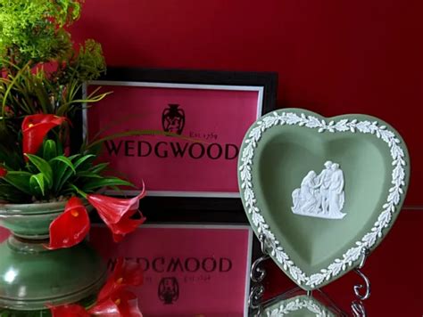 Vintage Wedgwood Jasperware Sage Green White Relief The Heart Shape