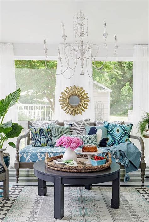 20 Before And After Porch Makeovers You Need To See Sunroom