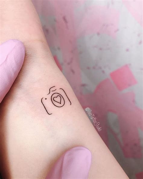 Épinglé par Ashley Gallegos sur Minimalistic Tattoo Ideas Tatouage