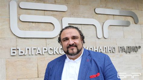 Премиерен диск на баритона с кадифен глас Кирил Манолов - Музика - БНР ...