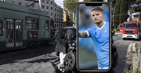 Schianto Frontale Contro Un Tram Per Ciro Immobile Auto Distrutta