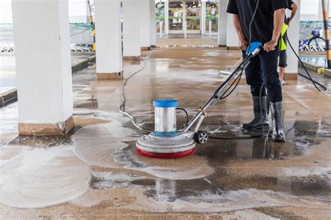 Floor & Carpet Cleaning Services | Island West Commercial Maintenance