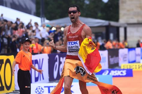 Álvaro Martín Medalla De Oro En Los 20 Km Marcha En Los Mundiales De Budapestfotos