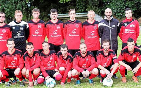 Football Les Gars Du Roch Ne Décollent Pas Le Télégramme