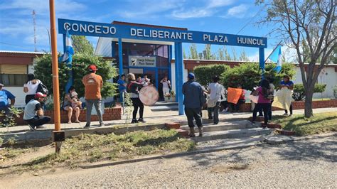 La Protesta Se Traslad Hasta El Concejo De Plaza Huincul Y No Hubo