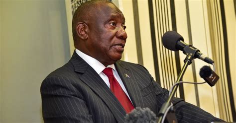 Ramaphosa Renvoie Le Projet De Loi Modifiant Le Droit D Auteur Au