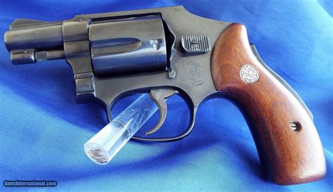 Vintage Smith And Wesson 38 Chiefs Special Hammerless New In Original